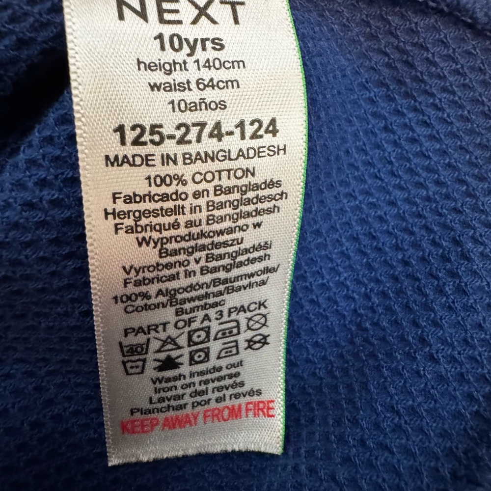 Next Kids Navy Blue Tee with Yellow Next logo. Size 10 - Picture 4 of 4